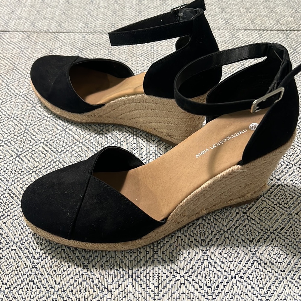Black Wedges (Closed Toe)